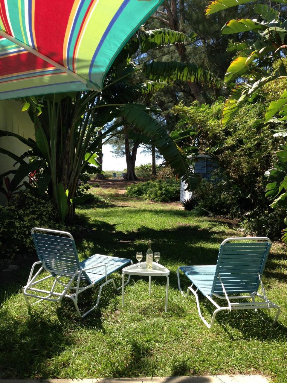 Bamboo Apartments Holmes Beach Bagian luar foto